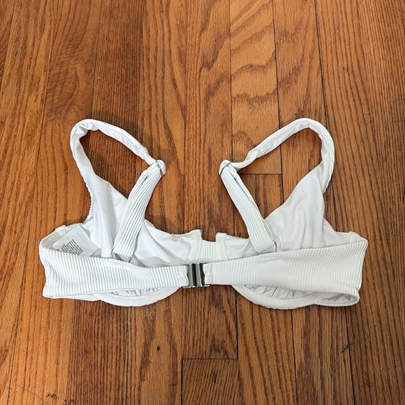 Charlie‎ Holiday Lula Bra Bikini Top Ribbed White size 6 - Picture 5 of 7